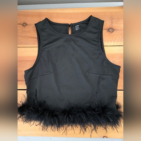 Shein Bundle - Picture 2 of 8